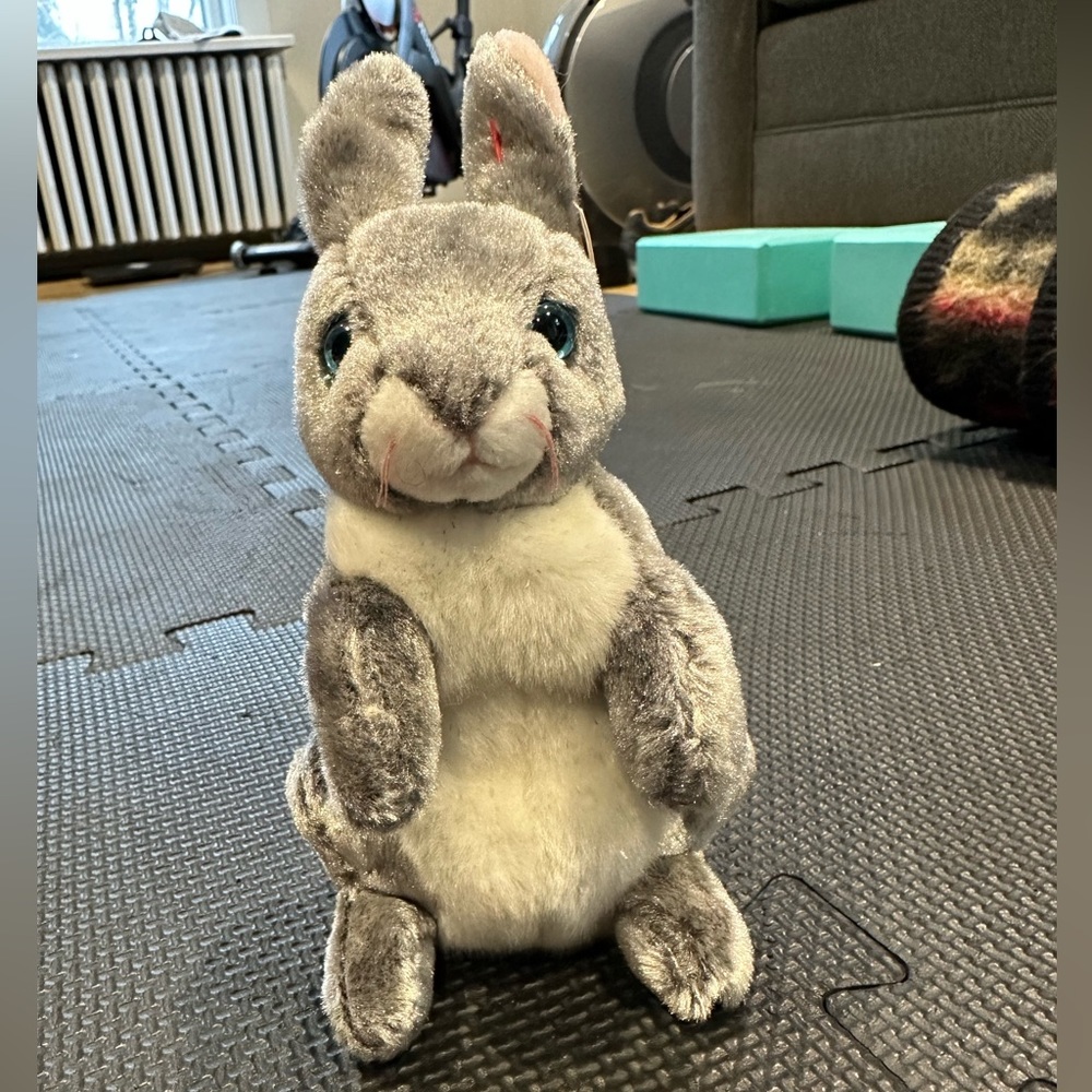 5/$30 - Beanie Baby - Hopper